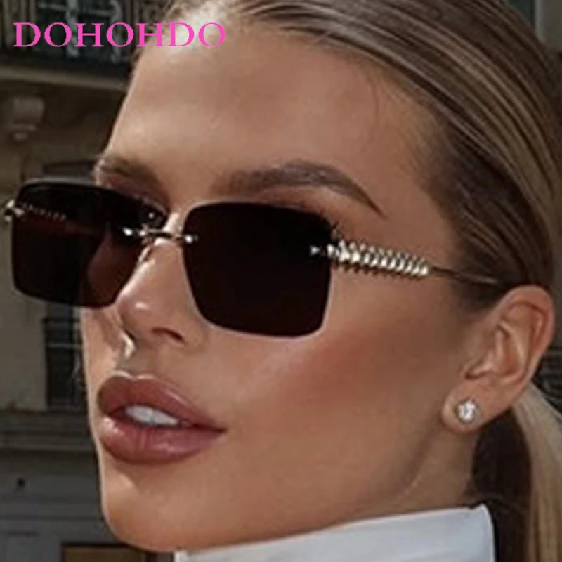 Popular Retro Rimless Square Women 2025 New Brand Designer Men Punk Sunglass Outdoor Travel Female Eyewear Lentes Mujer UV400
Popular Retro Rimless Square Women 2025 New Brand Designer Men Punk Sunglass Outdoor Travel Female Eyewear Lentes Mujer UV400