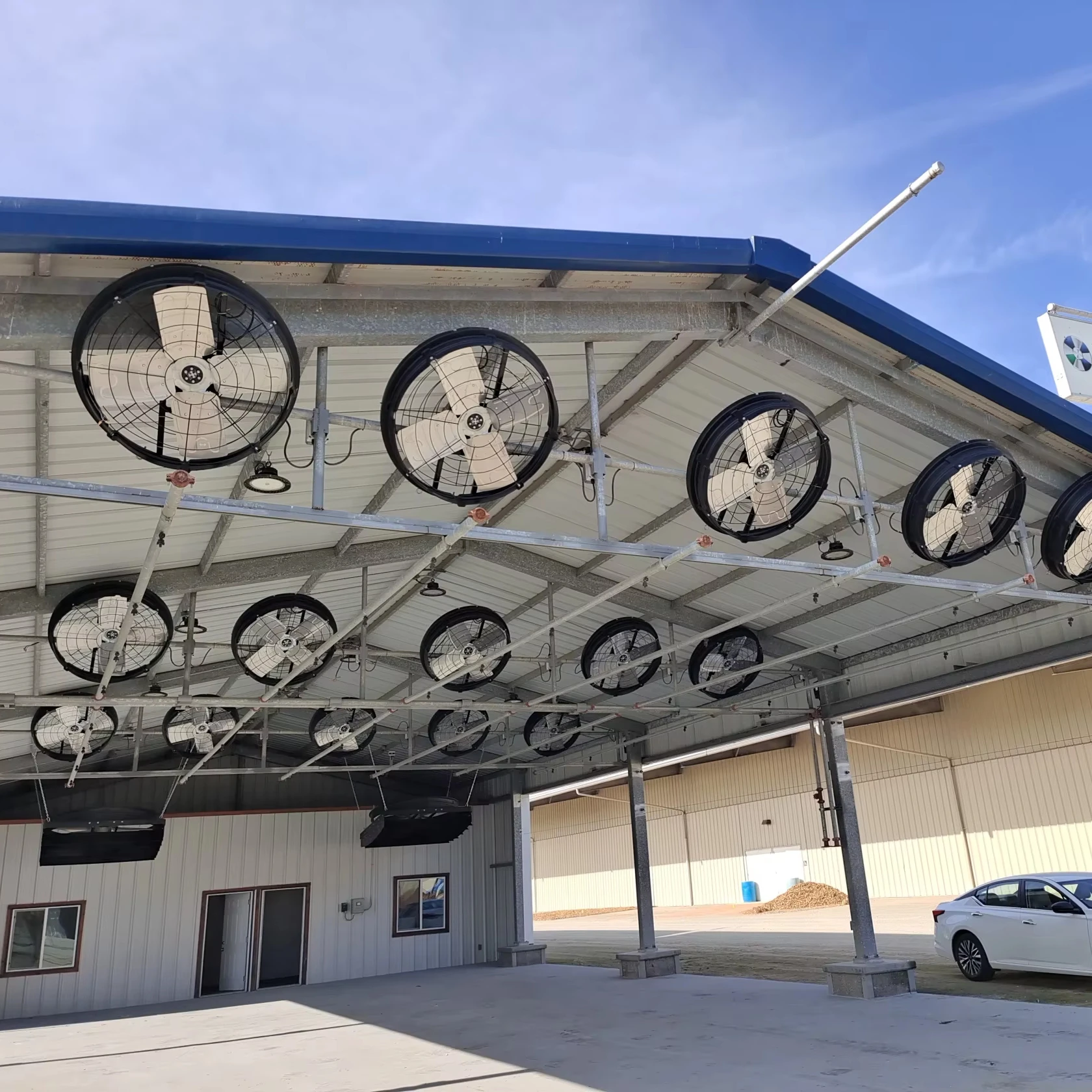 App Control Rare Earths PMSM Motor IndustriaL Axial Flow Fan Ventilation Livestock Poultry Cooling Circulation Fan
App Control Rare Earths PMSM Motor IndustriaL Axial Flow Fan Ventilation Livestock Poultry Cooling Circulation Fan