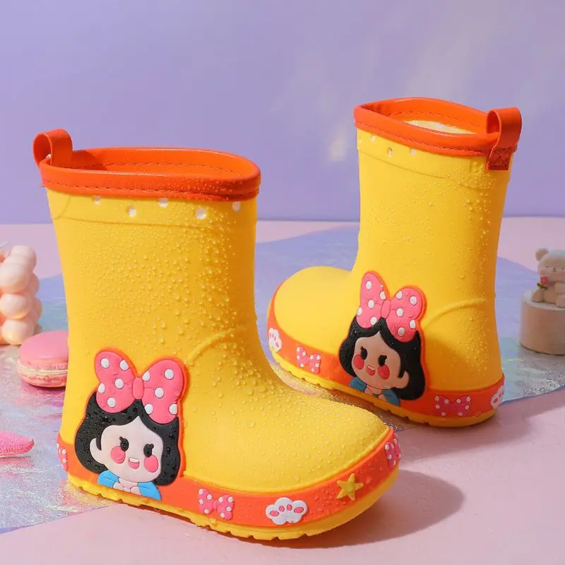 Нескользящие утолщенные износостойкие резиновые сапоги для девочек, уличная водонепроницаемая обувь для детей, аксессуары для дождливой погоды
Нескользящие утолщенные износостойкие резиновые сапоги для девочек, уличная водонепроницаемая обувь для детей, аксессуары для дождливой погоды