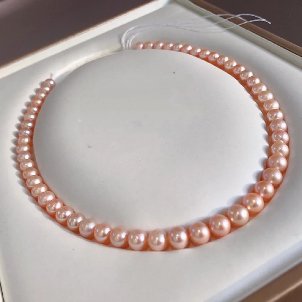 Rare - Pink Pearl AAAA8-9mm Natural South Sea Round Pearl Necklace 18 inches * 14k Gold Button 
Rare - Pink Pearl AAAA8-9mm Natural South Sea Round Pearl Necklace 18 inches * 14k Gold Button