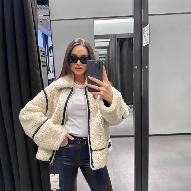 Motorcycle Jacket Coat with Fur Integration 2025 Autumn New Women's European and American Style Artificial Fur
Motorcycle Jacket Coat with Fur Integration 2025 Autumn New Women's European and American Style Artificial Fur