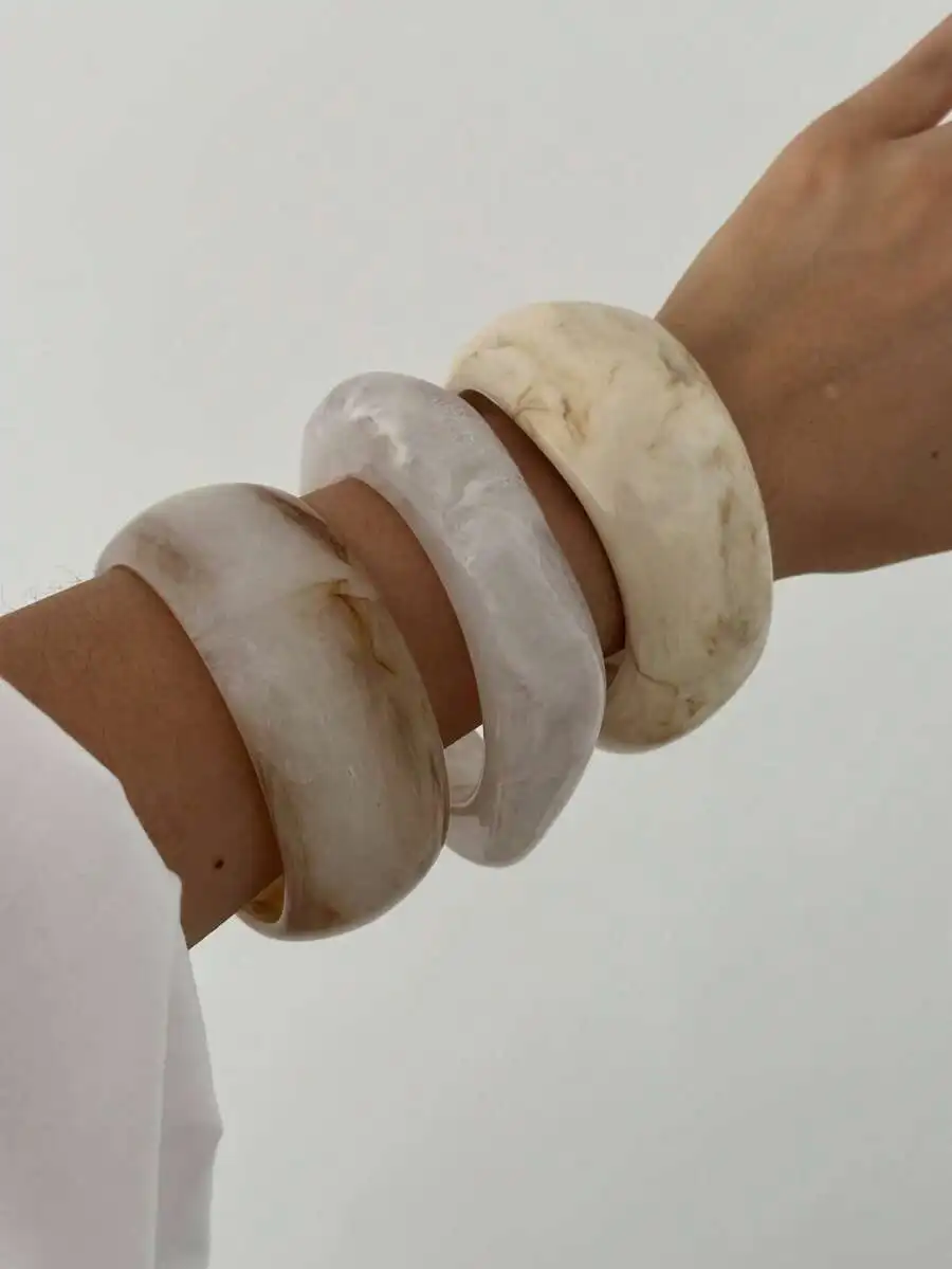 Smooth Arc Twist Bangle Set Minimalist Geometric Resin Bracelets For Women
Smooth Arc Twist Bangle Set Minimalist Geometric Resin Bracelets For Women