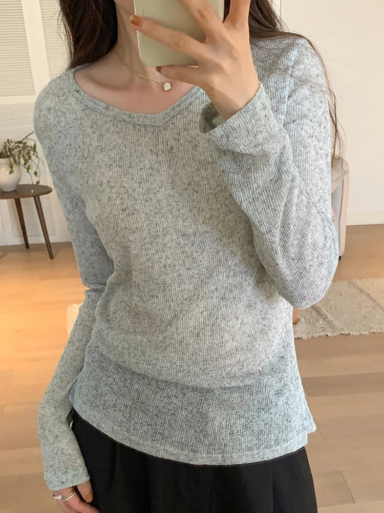 Long Sleeve T-shirt Women V Neck Sexy Slim Korean Thin Tshirts Spring Autumn Black White Tops Basic T Shirt Woman Ladies Clothes
Long Sleeve T-shirt Women V Neck Sexy Slim Korean Thin Tshirts Spring Autumn Black White Tops Basic T Shirt Woman Ladies Clothes