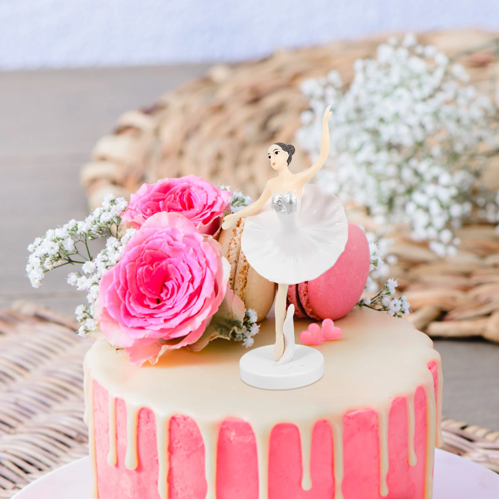 3Pcs Ballet Girl Adornments Elegant Dancing Sculptures Cake Desktop Home Office Festival Birthday Gifts White Cake Ornament
3Pcs Ballet Girl Adornments Elegant Dancing Sculptures Cake Desktop Home Office Festival Birthday Gifts White Cake Ornament