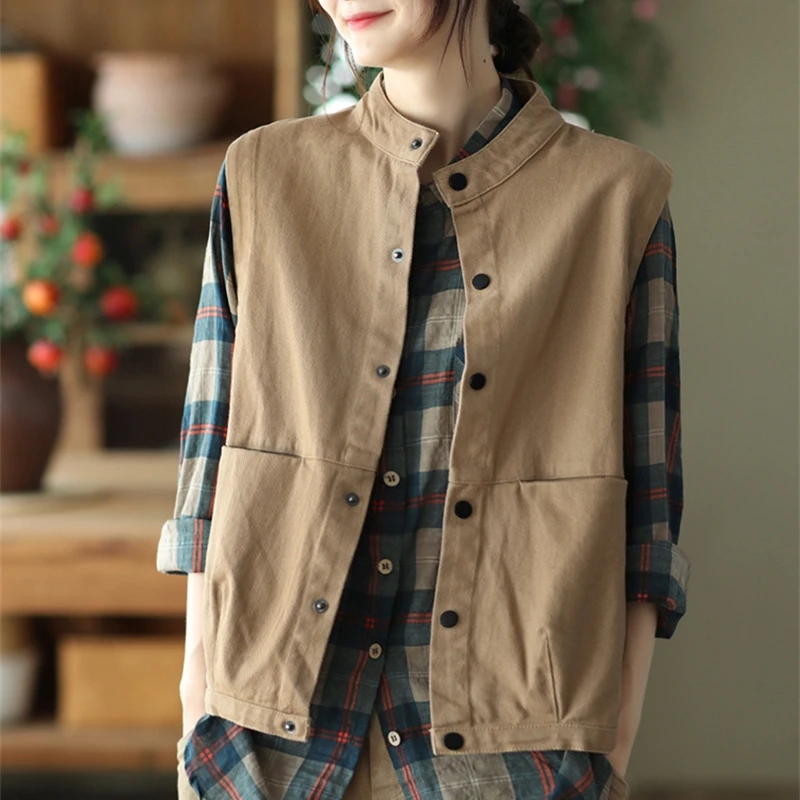 Новый жилет, кардиган, свободная женская рабочая одежда, пальто, женская майка без рукавов в стиле ретро, однобортный повседневный жилет с воротником-стойкой из саржи
Новый жилет, кардиган, свободная женская рабочая одежда, пальто, женская майка без рукавов в стиле ретро, однобортный повседневный жилет с воротником-стойкой из саржи