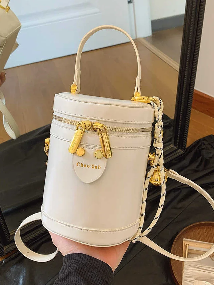 New Women's Crossbody Bag Luxury Designer PU Bucket Handbag 2025 Spring Summer Versatile Female Mini One Shoulder Bags
New Women's Crossbody Bag Luxury Designer PU Bucket Handbag 2025 Spring Summer Versatile Female Mini One Shoulder Bags