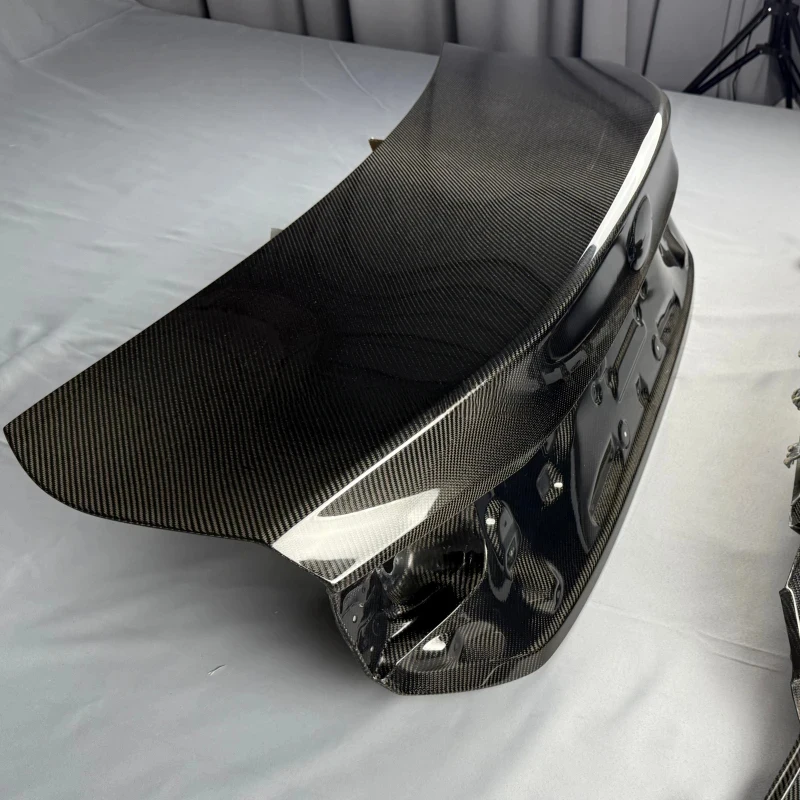 Gloss Carbon Fiber Rear Trunk Lid Exterior Body Parts For 2015-2019 RC200 RC300 RC350
Gloss Carbon Fiber Rear Trunk Lid Exterior Body Parts For 2015-2019 RC200 RC300 RC350