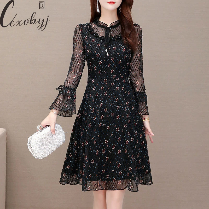 Oversized Print Party Dress Women French Flare Sleeve Vintage Chiffon A-Line Dress Autumn Ruffles Collar Floral Elegant Vestidos
Oversized Print Party Dress Women French Flare Sleeve Vintage Chiffon A-Line Dress Autumn Ruffles Collar Floral Elegant Vestidos
