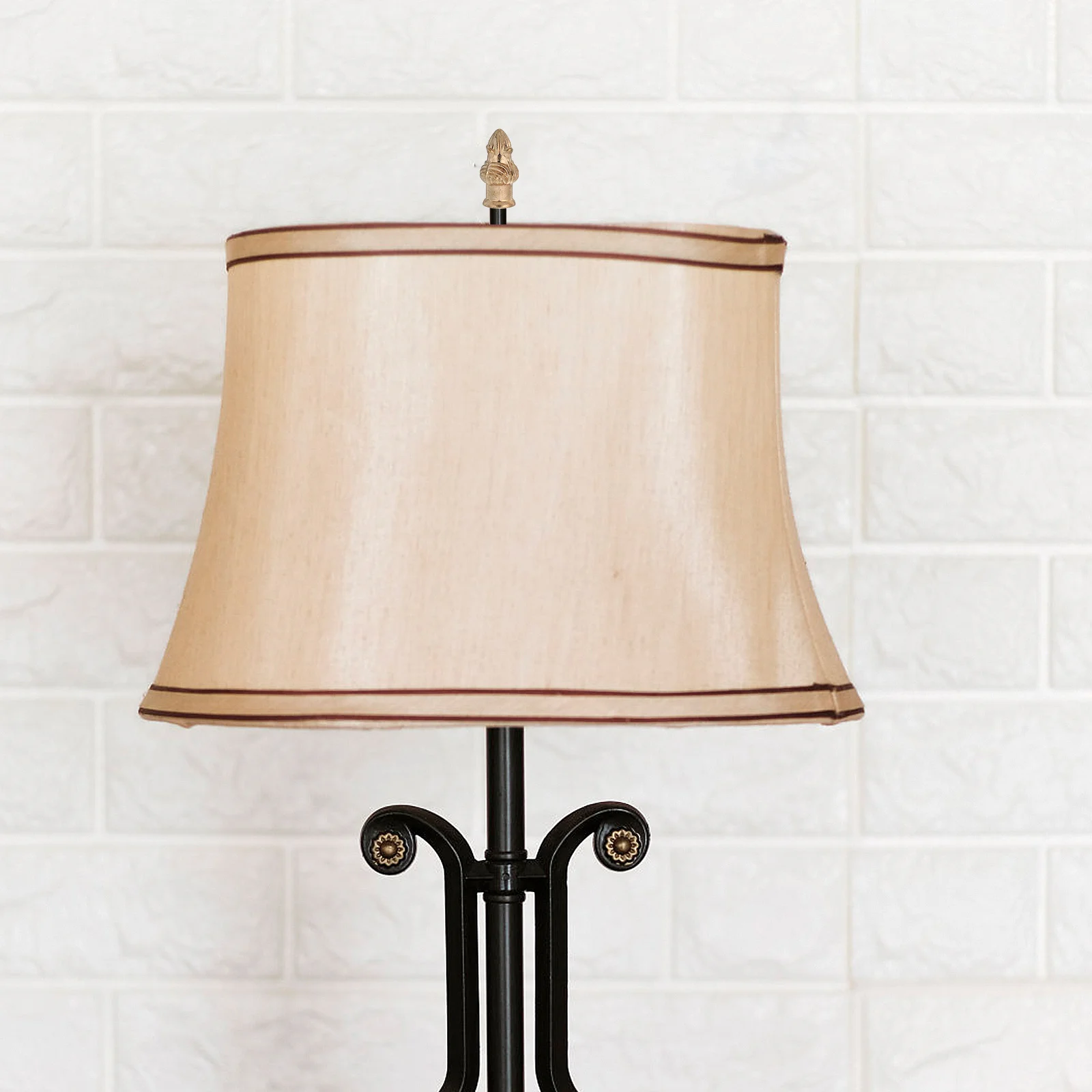 2Pcs Horn Shape Decorative Lamp Finial Caps Metal Screw Knobs for Table Floor Desk Lamps Universal Lamp Shade Finials
2Pcs Horn Shape Decorative Lamp Finial Caps Metal Screw Knobs for Table Floor Desk Lamps Universal Lamp Shade Finials