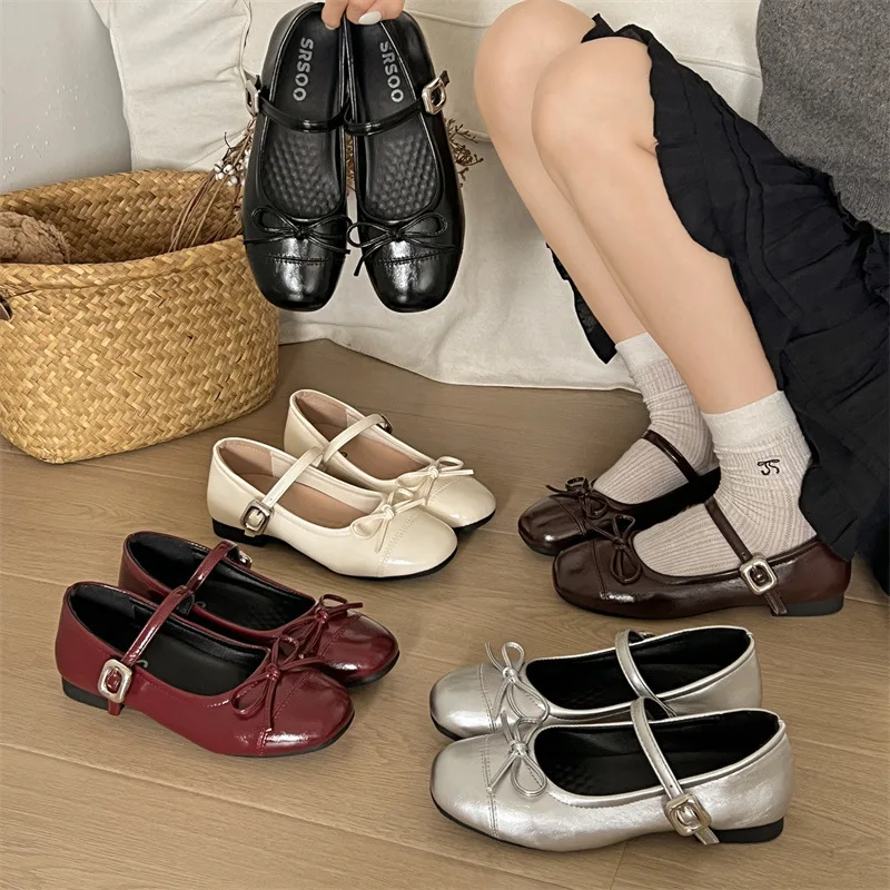 Vintage Women Ballet Flats Shoes Comfort Round Toe Soft Sole Shoes Elegant Butterfly-knot Dress Grandma's Shoes 2026
Vintage Women Ballet Flats Shoes Comfort Round Toe Soft Sole Shoes Elegant Butterfly-knot Dress Grandma's Shoes 2026