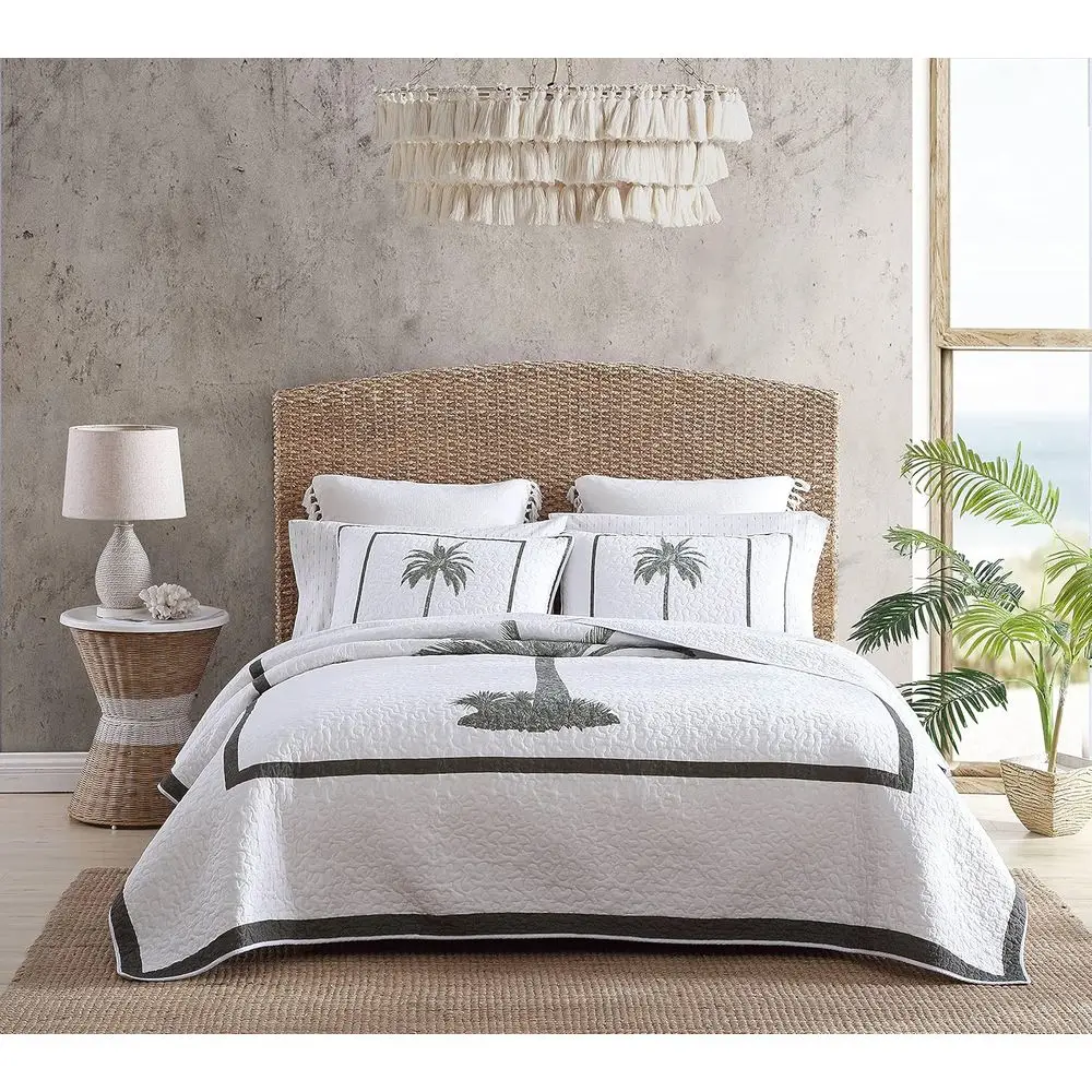 Reversible Cotton King Quilt Bedding Set, Breathable for All Seasons, Palm Island Green
Reversible Cotton King Quilt Bedding Set, Breathable for All Seasons, Palm Island Green