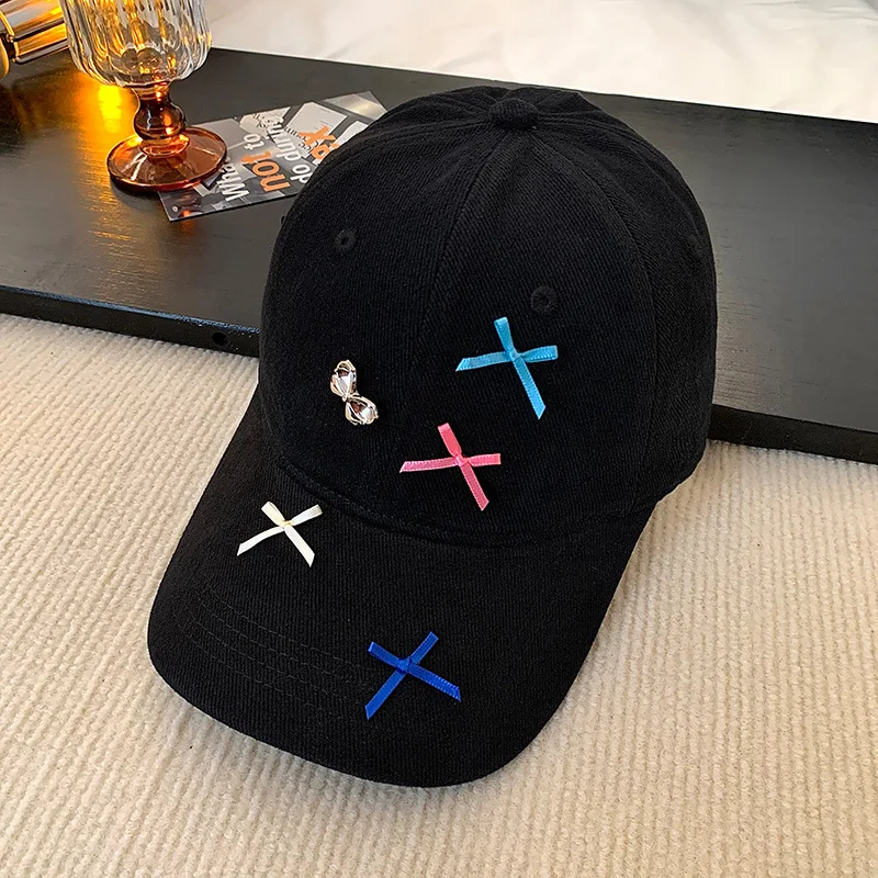 Sweet and cute bow decoration baseball cap for women, Korean version, brushed soft top duckbill cap, college style, face enhanci
Sweet and cute bow decoration baseball cap for women, Korean version, brushed soft top duckbill cap, college style, face enhanci