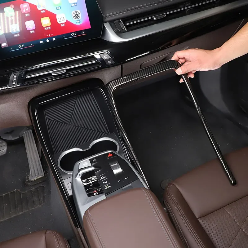 For BMW X1 IX1 U11 2023-25 ABS Carbon Fiber Car Central Control Water Cup Side U Shape Frame Cover Trim Sticker Car Accessories
For BMW X1 IX1 U11 2023-25 ABS Carbon Fiber Car Central Control Water Cup Side U Shape Frame Cover Trim Sticker Car Accessories