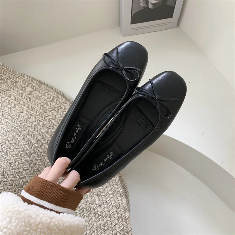 New Women Flat Shoes Concise Designer Casual Boat Shoes Comfortable Slip-on Loafers
New Women Flat Shoes Concise Designer Casual Boat Shoes Comfortable Slip-on Loafers
