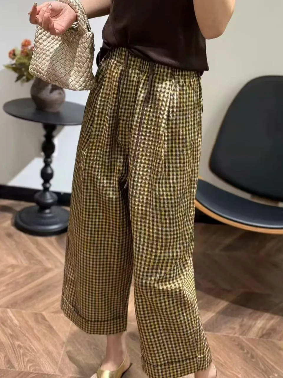 Vintage Plaid Cotton Linen Loose Fit Women's Casual Pants Elastic Waist Artistic Nine Point Summer Slimming Trousers
Vintage Plaid Cotton Linen Loose Fit Women's Casual Pants Elastic Waist Artistic Nine Point Summer Slimming Trousers
