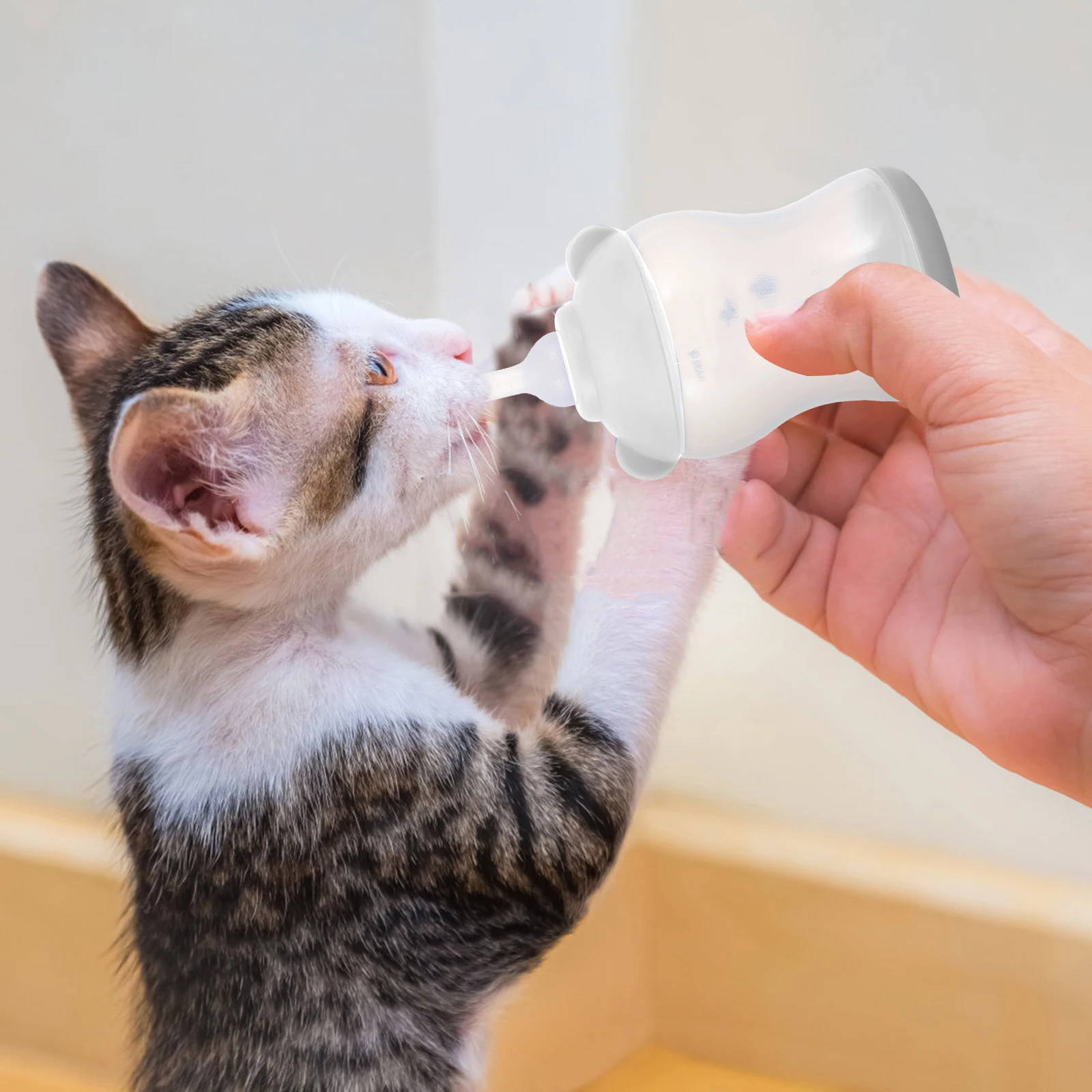 Silicone Pet Feeding Bottle Milk Puppy Durable Portable Safe Material Practical Gift Dog Feeding Supplies
Silicone Pet Feeding Bottle Milk Puppy Durable Portable Safe Material Practical Gift Dog Feeding Supplies