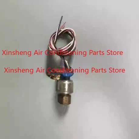 New low pressure pressure sensor for Trane air conditioner 2HMP6-7 553583
New low pressure pressure sensor for Trane air conditioner 2HMP6-7 553583