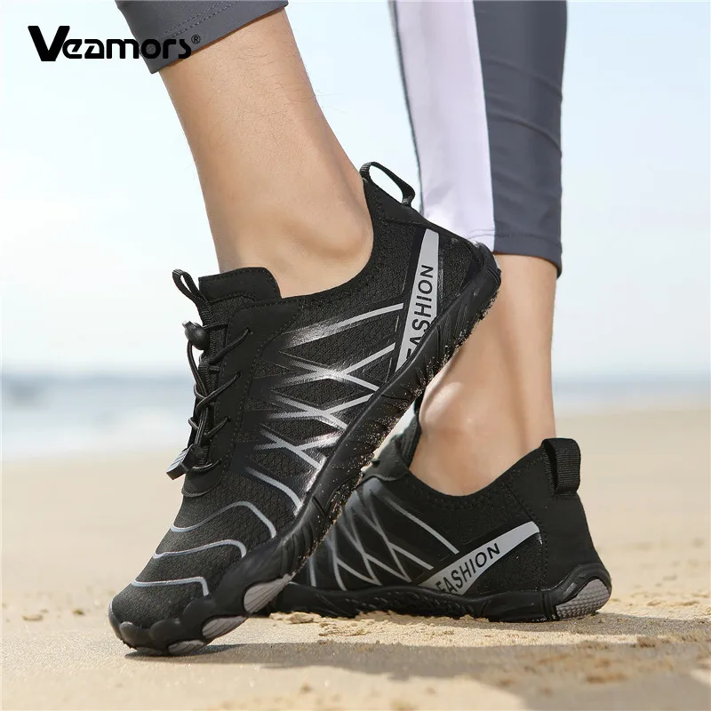 Водные кроссовки VEAMORS для пляжа и водных видов спорта, быстросохнущие кроссовки для рыбалки, катания на лодках и серфинга для мужчин и женщин
Водные кроссовки VEAMORS для пляжа и водных видов спорта, быстросохнущие кроссовки для рыбалки, катания на лодках и серфинга для мужчин и женщин
