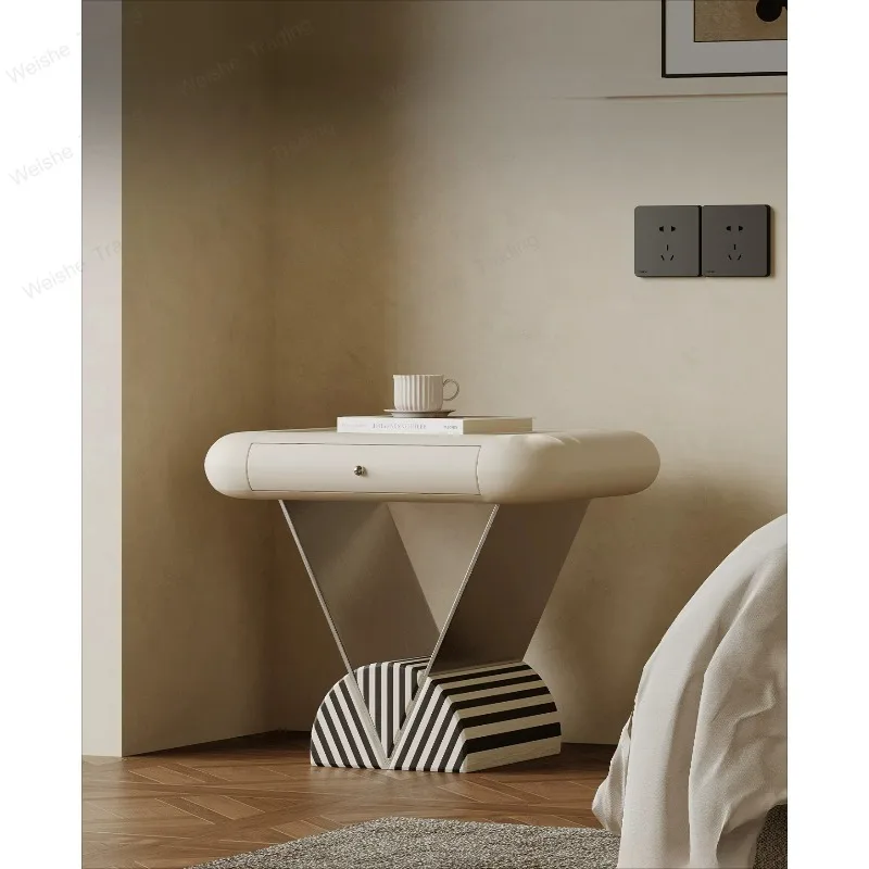 Minimalist bedside table light luxury bedroom home modern simple storage drawer cabinet
Minimalist bedside table light luxury bedroom home modern simple storage drawer cabinet