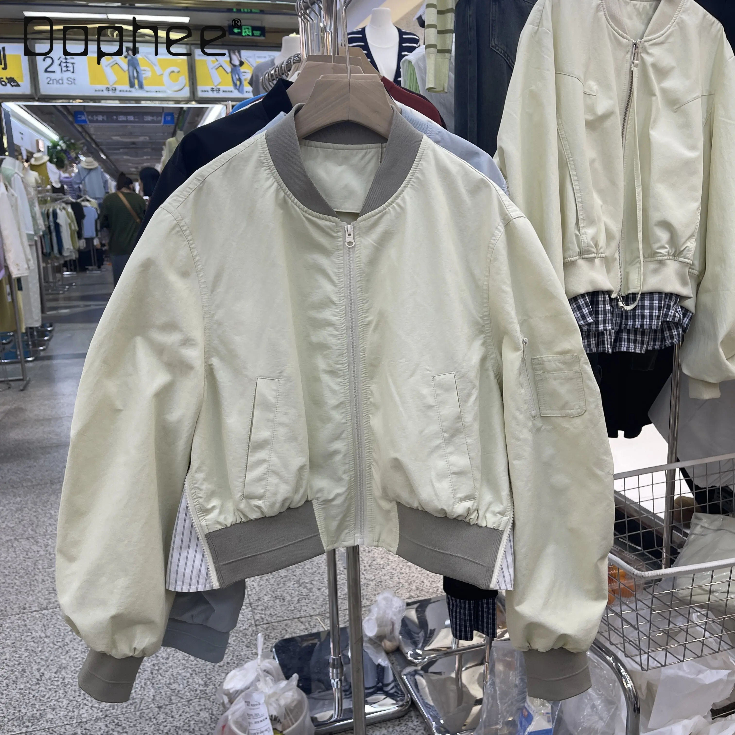 2026 Spring Korean Version Loose Casual Versatile Baseball Jersey Jacket Women's Short Jacket Baseball Jersey Women's
2026 Spring Korean Version Loose Casual Versatile Baseball Jersey Jacket Women's Short Jacket Baseball Jersey Women's