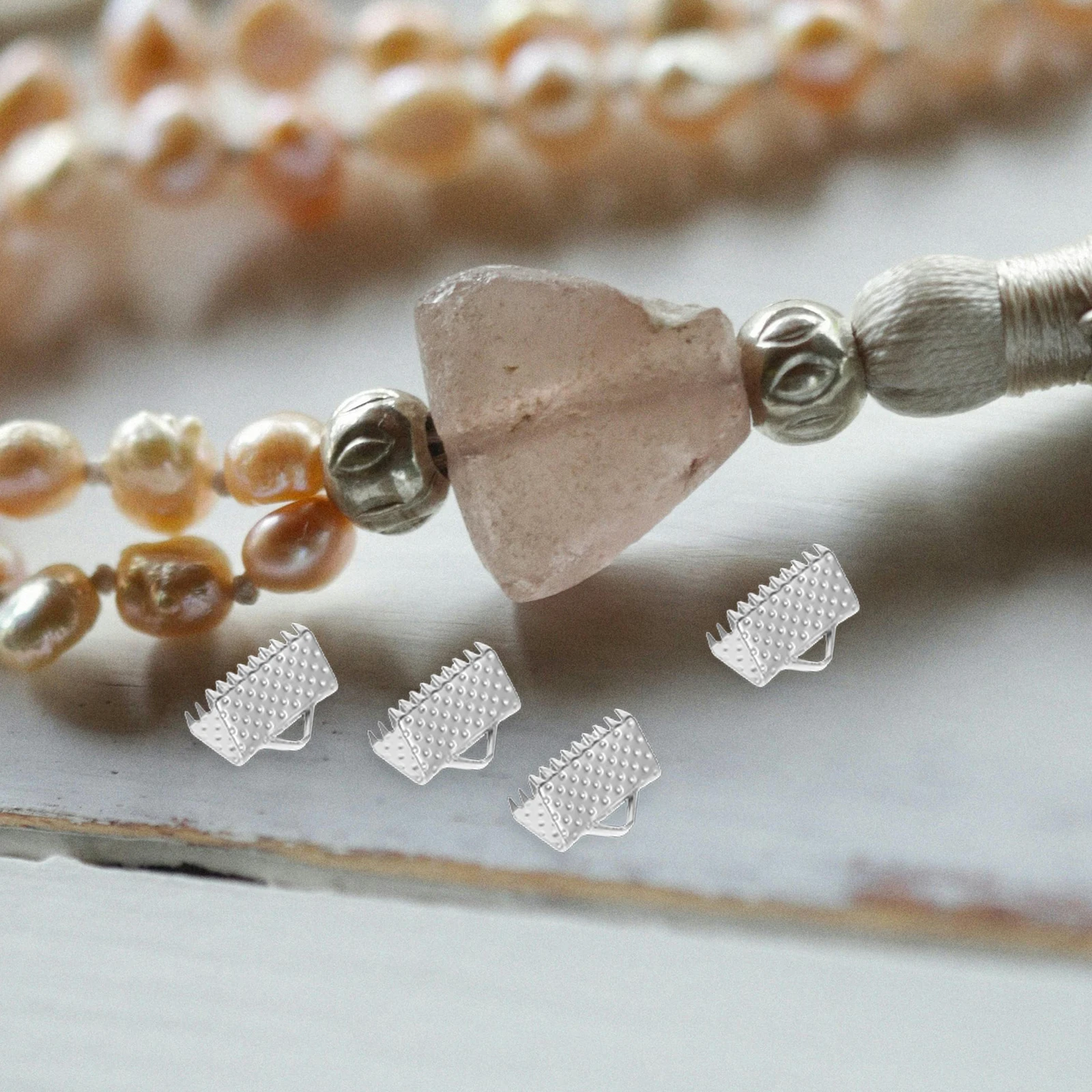 100 PCS Horse Clamp Ornament Clip Crimp Ends for Jewelry Making Diy Supplies Cord Ribbon
100 PCS Horse Clamp Ornament Clip Crimp Ends for Jewelry Making Diy Supplies Cord Ribbon