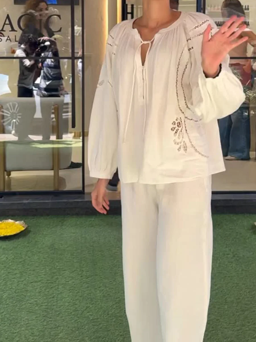 Embroidered Hollow Out Two-piece Set Women Lace-up O Neck Long Sleeve Blouse Casual Fashion Loose Drawstring Wide Leg Pants Sets
Embroidered Hollow Out Two-piece Set Women Lace-up O Neck Long Sleeve Blouse Casual Fashion Loose Drawstring Wide Leg Pants Sets