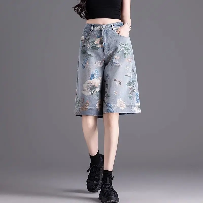 Loose Fit High-Waist Blue Printed Denim Shorts for Women 2026 Summer New Wide-Leg Straight-Leg Knee-Length
Loose Fit High-Waist Blue Printed Denim Shorts for Women 2026 Summer New Wide-Leg Straight-Leg Knee-Length
