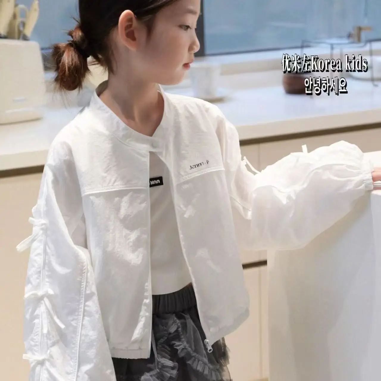 Sweet Girl Bow Temperament Jacket 2026 New Style Girls' Spring and Summer Fashion Jacket Children's Top
Sweet Girl Bow Temperament Jacket 2026 New Style Girls' Spring and Summer Fashion Jacket Children's Top