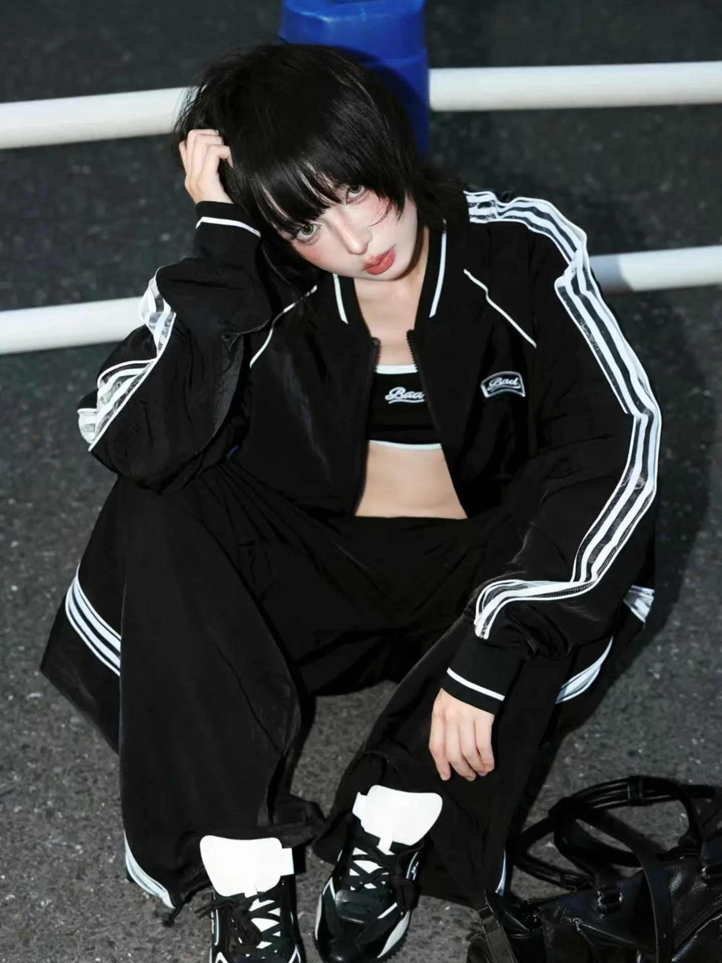 Новинка 2025, женская корейская ветровка для колледжа, джет на молнии, спортивный открытый кардиган, легкое длинное пальто Свек или
Новинка 2025, женская корейская ветровка для колледжа, джет на молнии, спортивный открытый кардиган, легкое длинное пальто Свек или