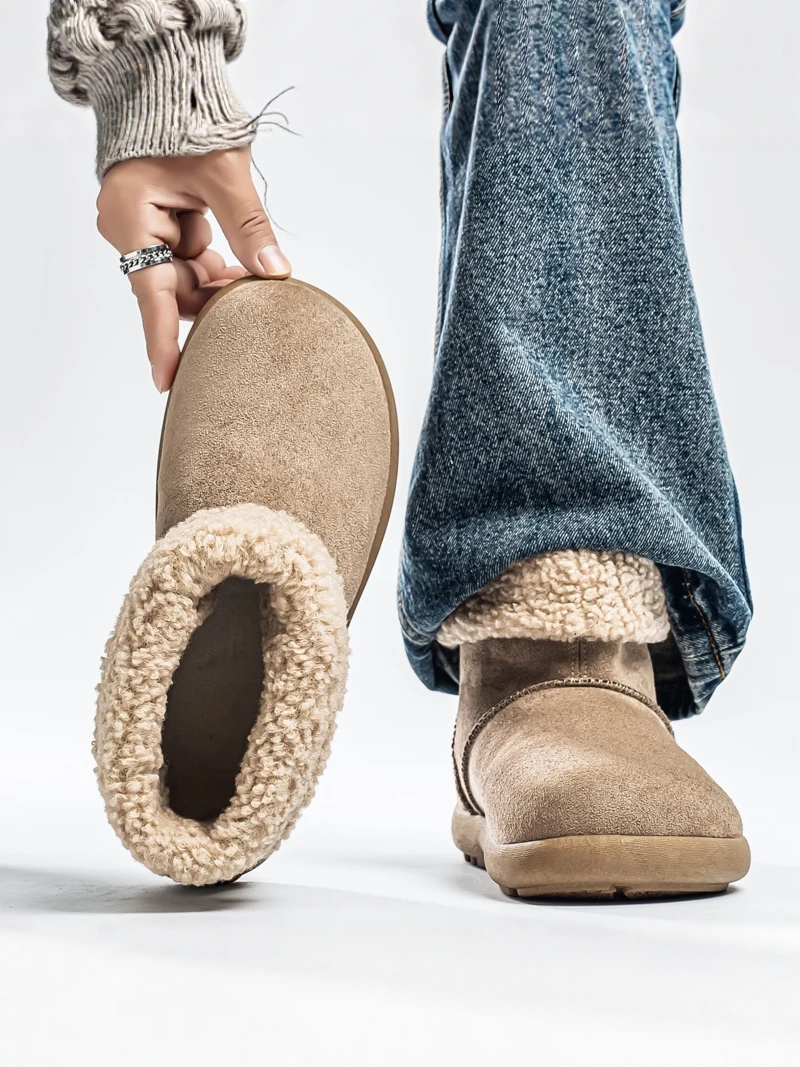 Northeast Style Men's Winter Thickened Fleece Lined Casual Bread Cotton Boots Versatile Warm Shoes for Teens And Young Adults
Northeast Style Men's Winter Thickened Fleece Lined Casual Bread Cotton Boots Versatile Warm Shoes for Teens And Young Adults