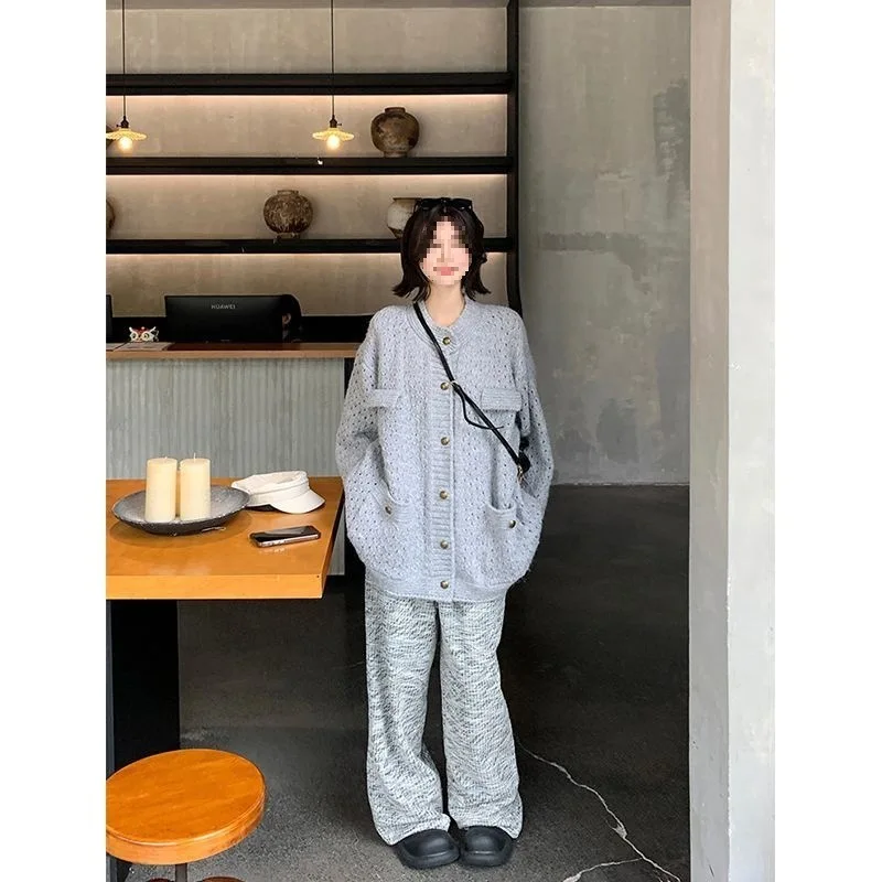 Женский укороченный плащ-куртка из твида для весны: водонепроницаемый, ветрозащитный, с функциональными карманами и молнией, высокопроизводительный
Женский укороченный плащ-куртка из твида для весны: водонепроницаемый, ветрозащитный, с функциональными карманами и молнией, высокопроизводительный