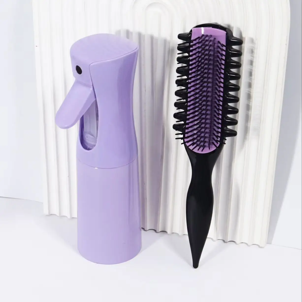 2pcs hair styling combs suit, hair spray bottle, multi tooth nine row nylon combs, dry and wet, special for real hair wigs
2pcs hair styling combs suit, hair spray bottle, multi tooth nine row nylon combs, dry and wet, special for real hair wigs