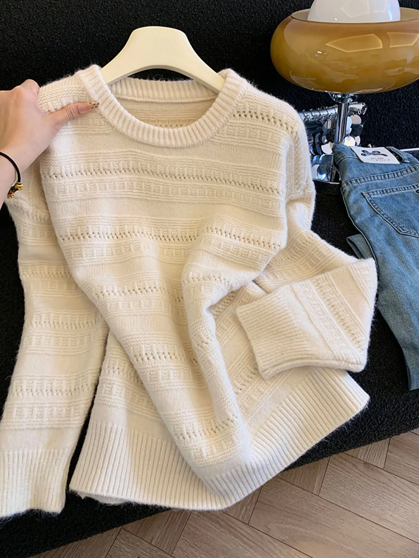 Рекомендованный Эмили Клуд: Теплый и мягкий женский вязаный свитер с круглым вырезом и длинными рукавами, базовый слой для зимы
Рекомендованный Эмили Клуд: Теплый и мягкий женский вязаный свитер с круглым вырезом и длинными рукавами, базовый слой для зимы