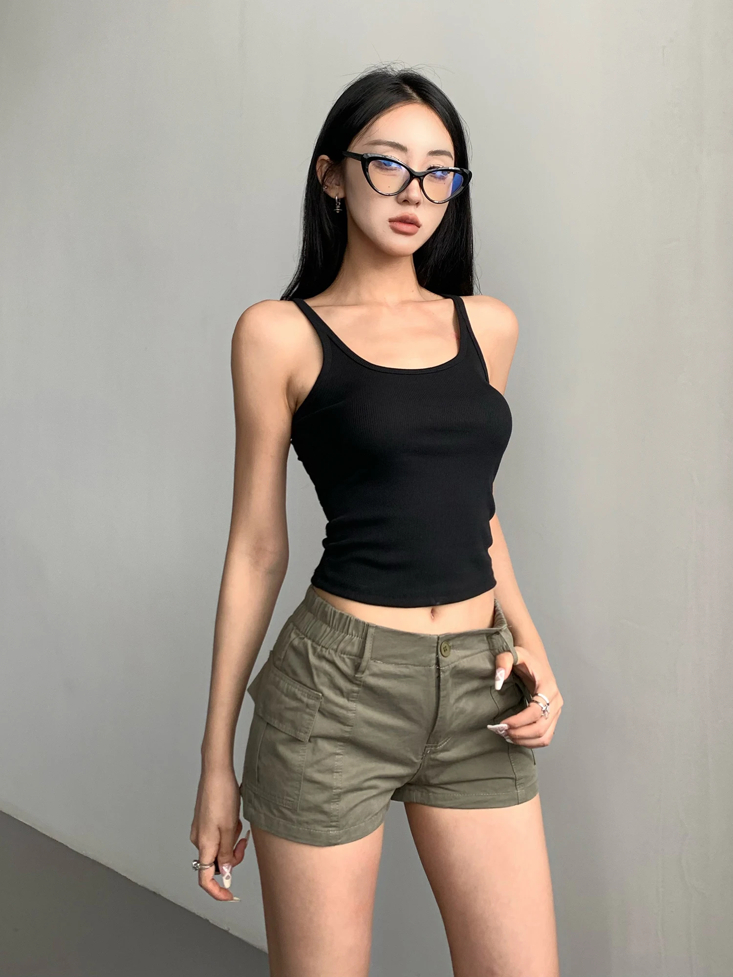 Low Waist Cargo ort Pants Women's Fitn Sports Elastic Waist Casual Loose Wide Leg Hot Pants Versatile Cotton Blend
Low Waist Cargo ort Pants Women's Fitn Sports Elastic Waist Casual Loose Wide Leg Hot Pants Versatile Cotton Blend