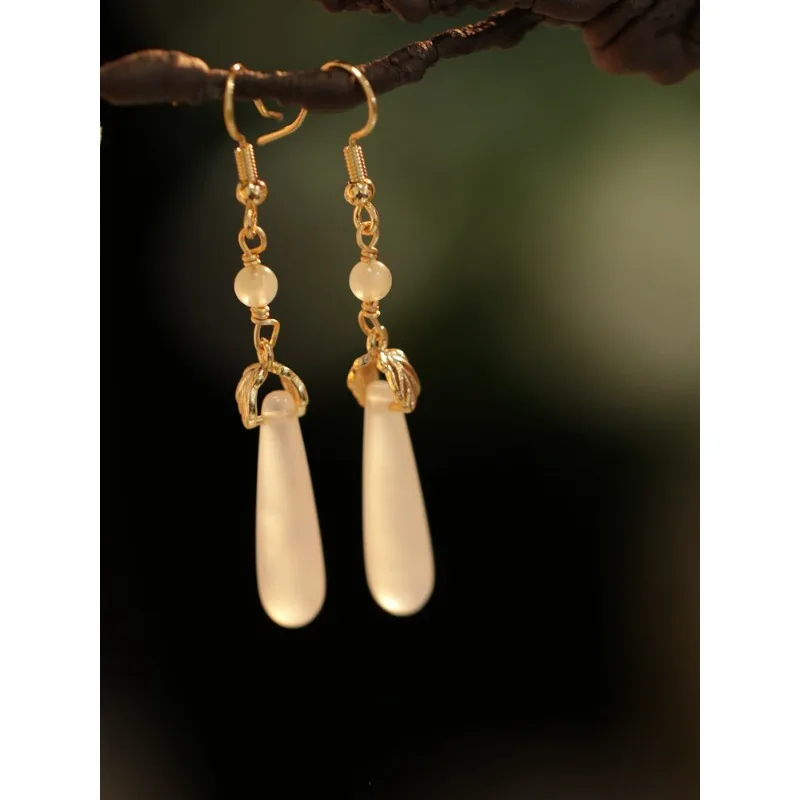 Neo Chinese Water Drop Shape Tassel Long Dangle Earrings Vintage Elegant Hanfu Cheongsam Accessory for Women Daily Wear Gifts
Neo Chinese Water Drop Shape Tassel Long Dangle Earrings Vintage Elegant Hanfu Cheongsam Accessory for Women Daily Wear Gifts