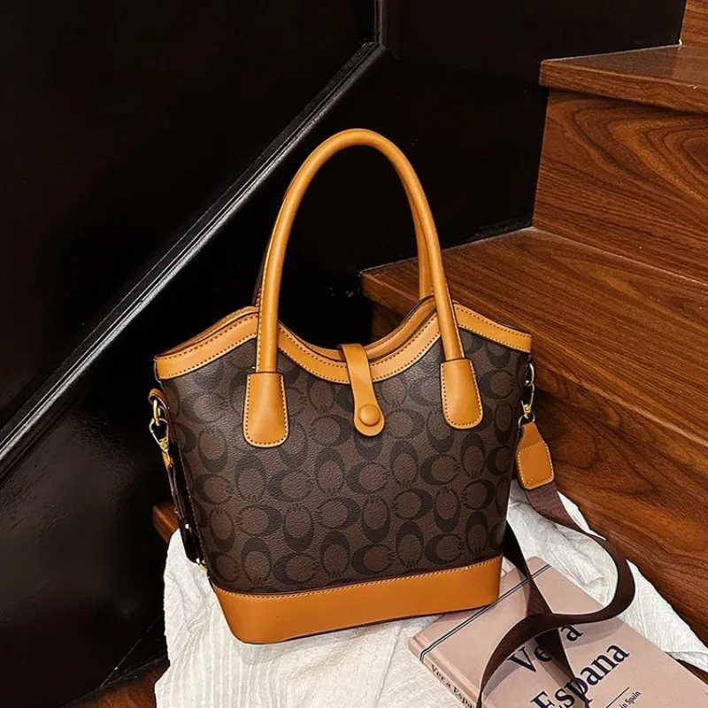 Professional Messenger Designer Diaper Bag For Women Luxury Leather Tote Elegant Crossbody Bag Stylish
Professional Messenger Designer Diaper Bag For Women Luxury Leather Tote Elegant Crossbody Bag Stylish