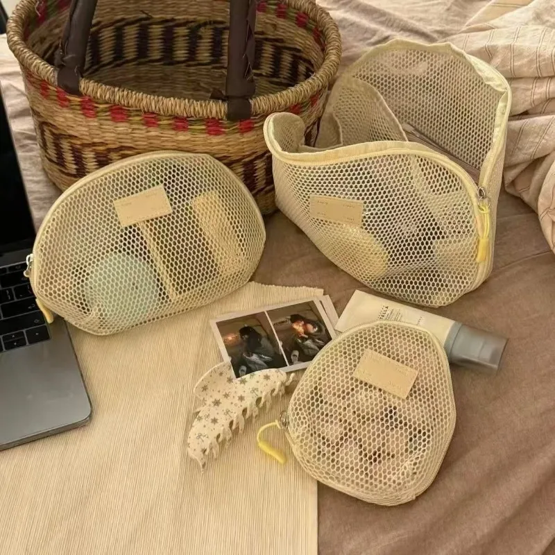 Mesh Toiletry kit Travel Makeup organizer Lightweight Cosmetic Clutch Bag Women's Toiletry Organizer Portable Lipstick Pouch
Mesh Toiletry kit Travel Makeup organizer Lightweight Cosmetic Clutch Bag Women's Toiletry Organizer Portable Lipstick Pouch