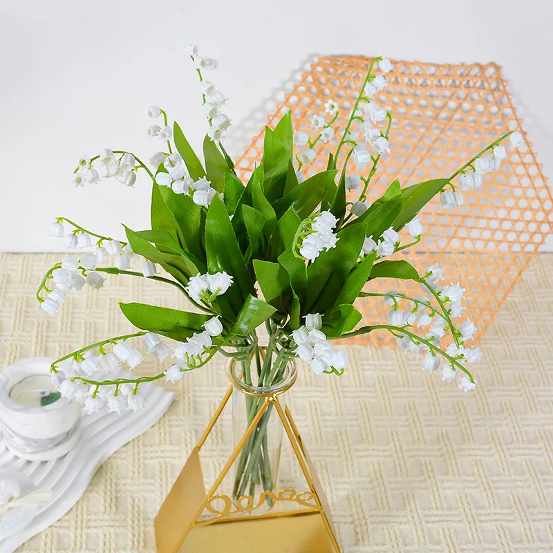 5pc Simulation Holding Lily Of The Valley European Ins White Fresh Wedding Holding Bouquet Of Soft Glue Plastic Lily Of The Vall
5pc Simulation Holding Lily Of The Valley European Ins White Fresh Wedding Holding Bouquet Of Soft Glue Plastic Lily Of The Vall