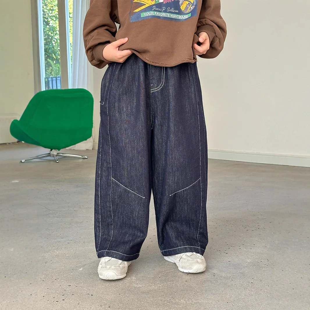 2025 Autumn New Korean Children's Bright Line Jeans Casual Pants for Boys and Girls
2025 Autumn New Korean Children's Bright Line Jeans Casual Pants for Boys and Girls