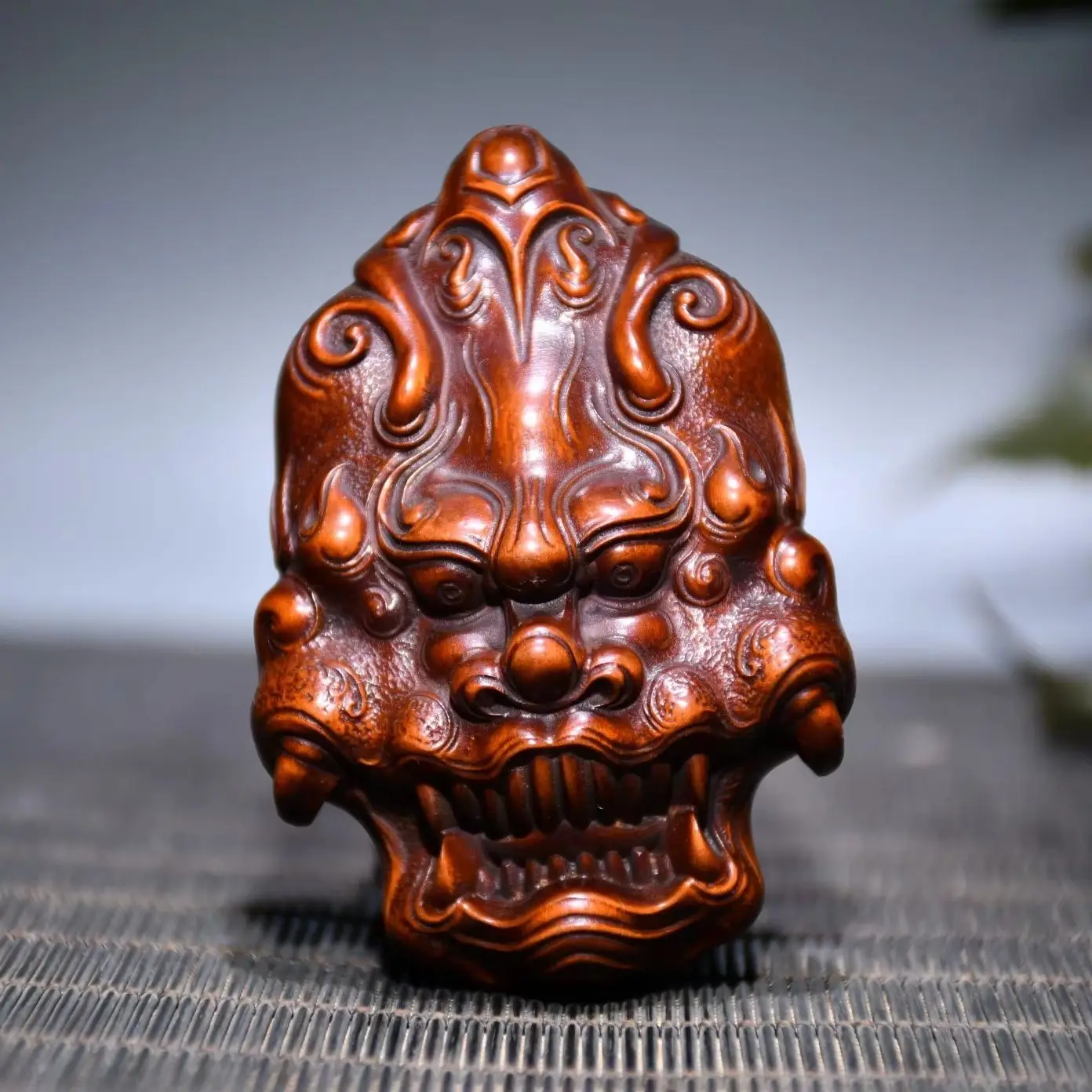 Unicorn Ghost Face Statue Lion Animal Face Sculpture Collection Wood Carving Decorative Statue Halloween Gift
Unicorn Ghost Face Statue Lion Animal Face Sculpture Collection Wood Carving Decorative Statue Halloween Gift