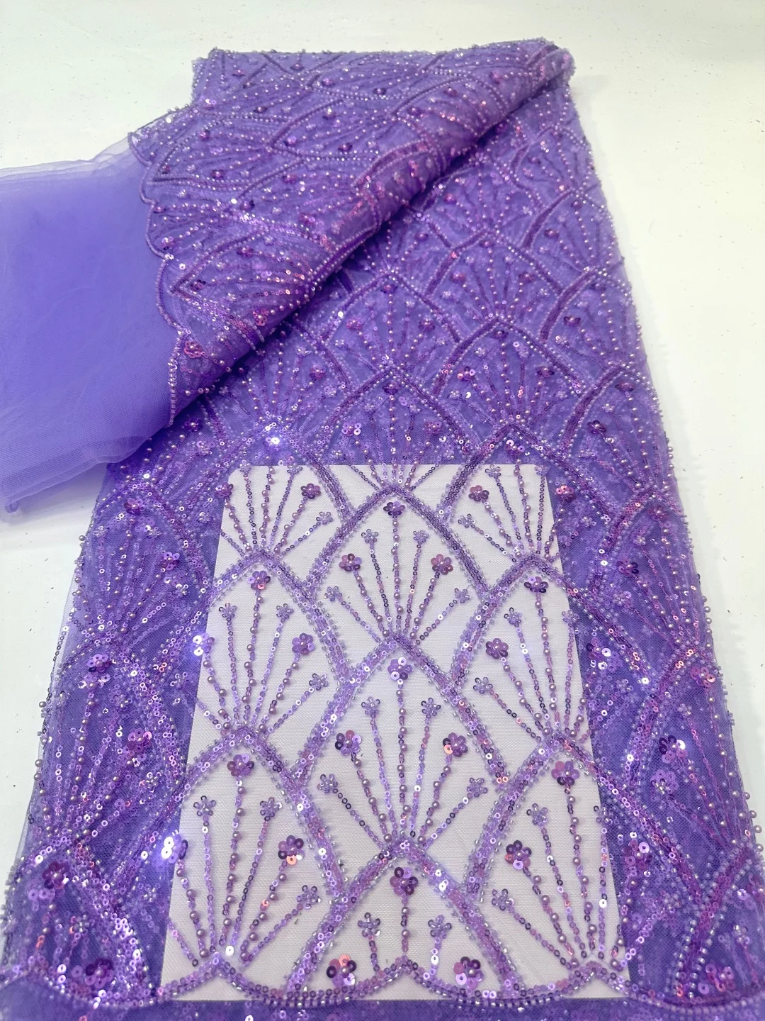 Luxury African Sequins Beaded Lace Fabric 2026 High Quality Lace 5 Yards French Lace Fabric Nigerian Lace Fabrics Party
Luxury African Sequins Beaded Lace Fabric 2026 High Quality Lace 5 Yards French Lace Fabric Nigerian Lace Fabrics Party