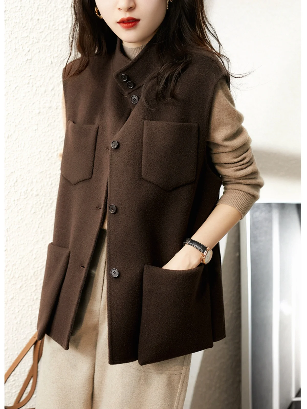Pure Color Woolen Vest Jaet Women's Autumn Faionable Svel Stand Collar Commute Sle Single Button Fastening
Pure Color Woolen Vest Jaet Women's Autumn Faionable Svel Stand Collar Commute Sle Single Button Fastening