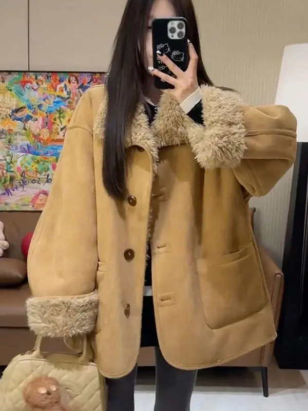 Двусторонний хлопковый кардиган для женщин, зимняя одежда 2025, новая свободная модель, утепленный, облегающий, теплый, верхняя одежда
Двусторонний хлопковый кардиган для женщин, зимняя одежда 2025, новая свободная модель, утепленный, облегающий, теплый, верхняя одежда