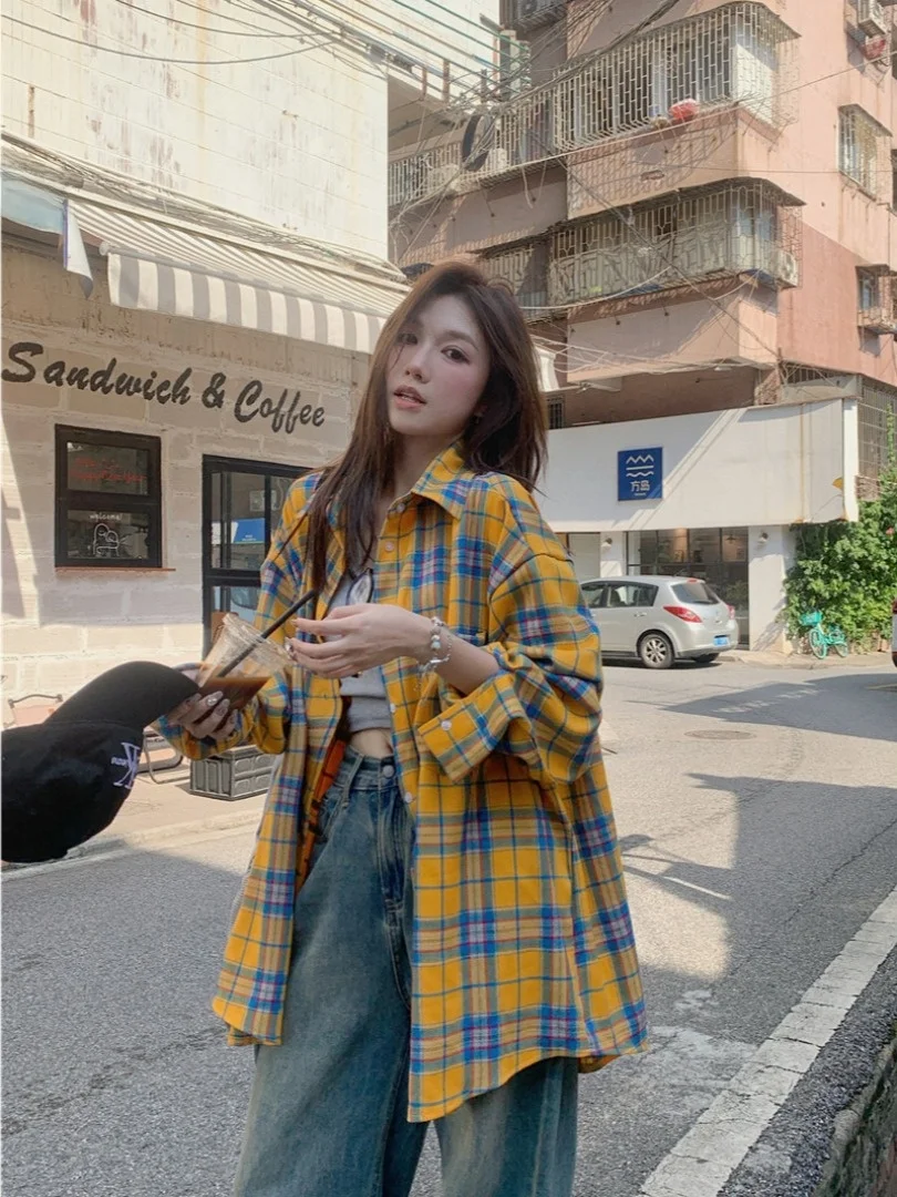 Ретро-американская женская рубашка в лимонно-желтую клетку с длинными рукавами, весенняя свободная повседневная универсальная верхняя одежда для защиты от солнца
Ретро-американская женская рубашка в лимонно-желтую клетку с длинными рукавами, весенняя свободная повседневная универсальная верхняя одежда для защиты от солнца