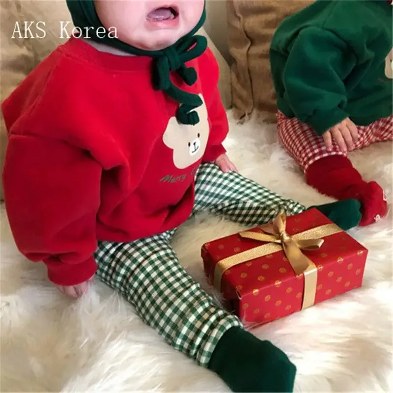 Cute Bear Plush Children's Sets Sweatshirts Pant 2Pcs Set 2023 Girls Boys Christmas Cotton Cartoon Warm Children's Clothing Set
Cute Bear Plush Children's Sets Sweatshirts Pant 2Pcs Set 2023 Girls Boys Christmas Cotton Cartoon Warm Children's Clothing Set