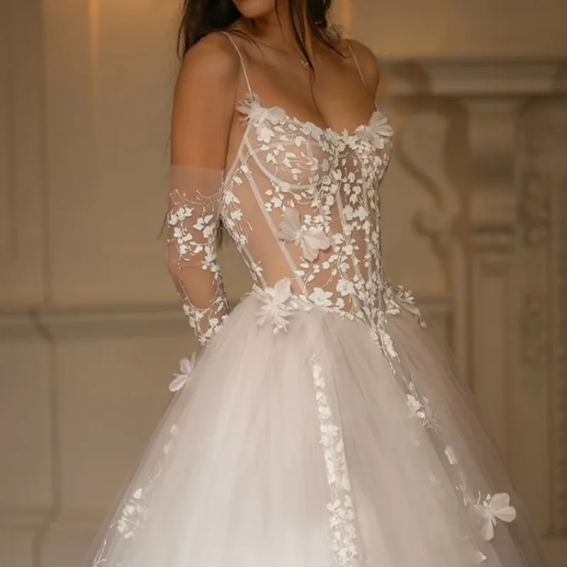Customized ivory white Ball Gown Royal Wedding Dresses Sweethear Lace sequin 3D flower applique Made Robe De
Customized ivory white Ball Gown Royal Wedding Dresses Sweethear Lace sequin 3D flower applique Made Robe De