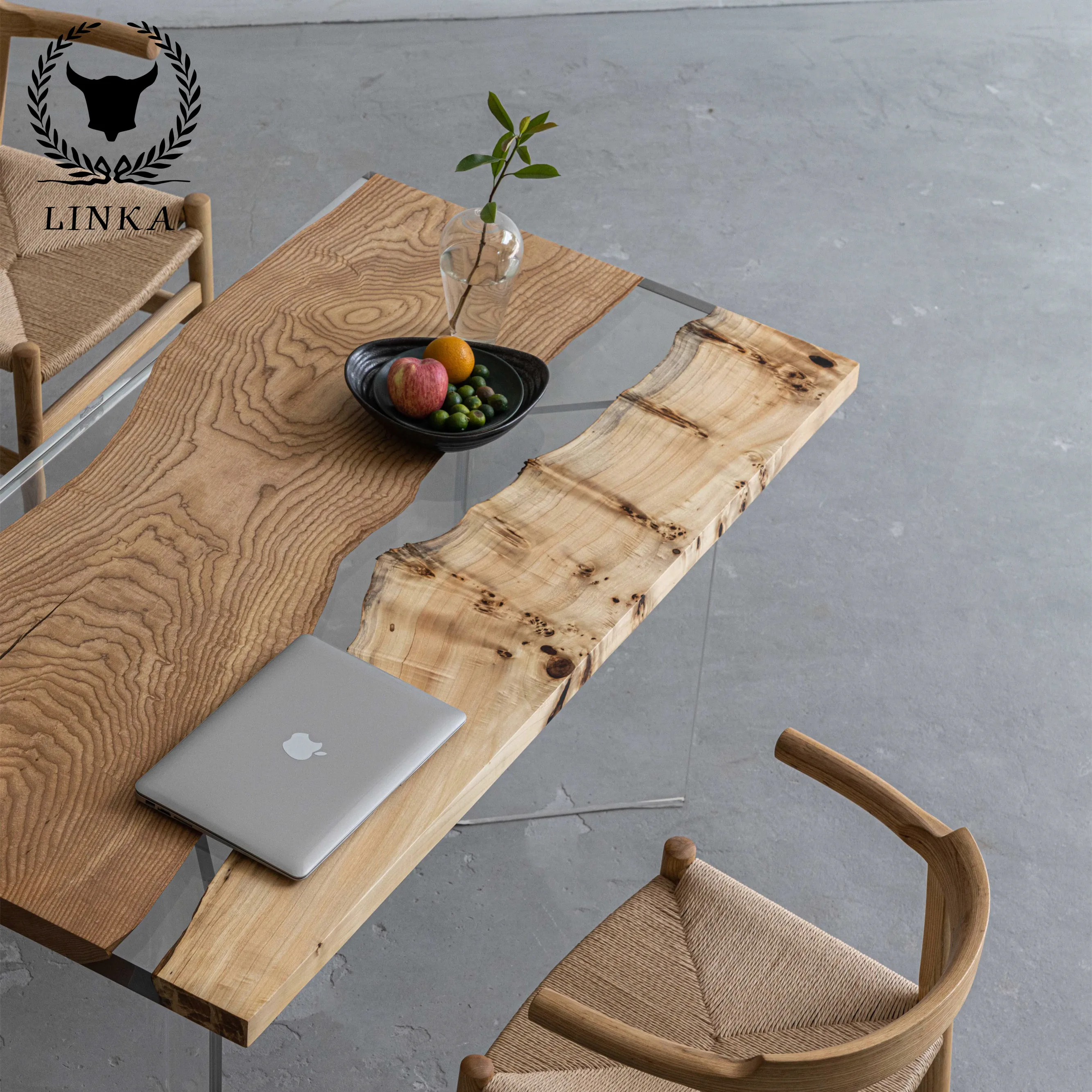 Modern Epoxy Tea Board Table Art White Wax Wood White Poplar Small Family Suspended Dining Table
Modern Epoxy Tea Board Table Art White Wax Wood White Poplar Small Family Suspended Dining Table