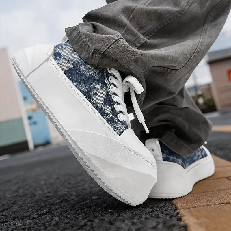 Original Brand Men's Sports Shoes Summer Breathable Denim Luxury Design Shoes Ugly Cute Big Head Male Sneakers Canvas Shoes
Original Brand Men's Sports Shoes Summer Breathable Denim Luxury Design Shoes Ugly Cute Big Head Male Sneakers Canvas Shoes