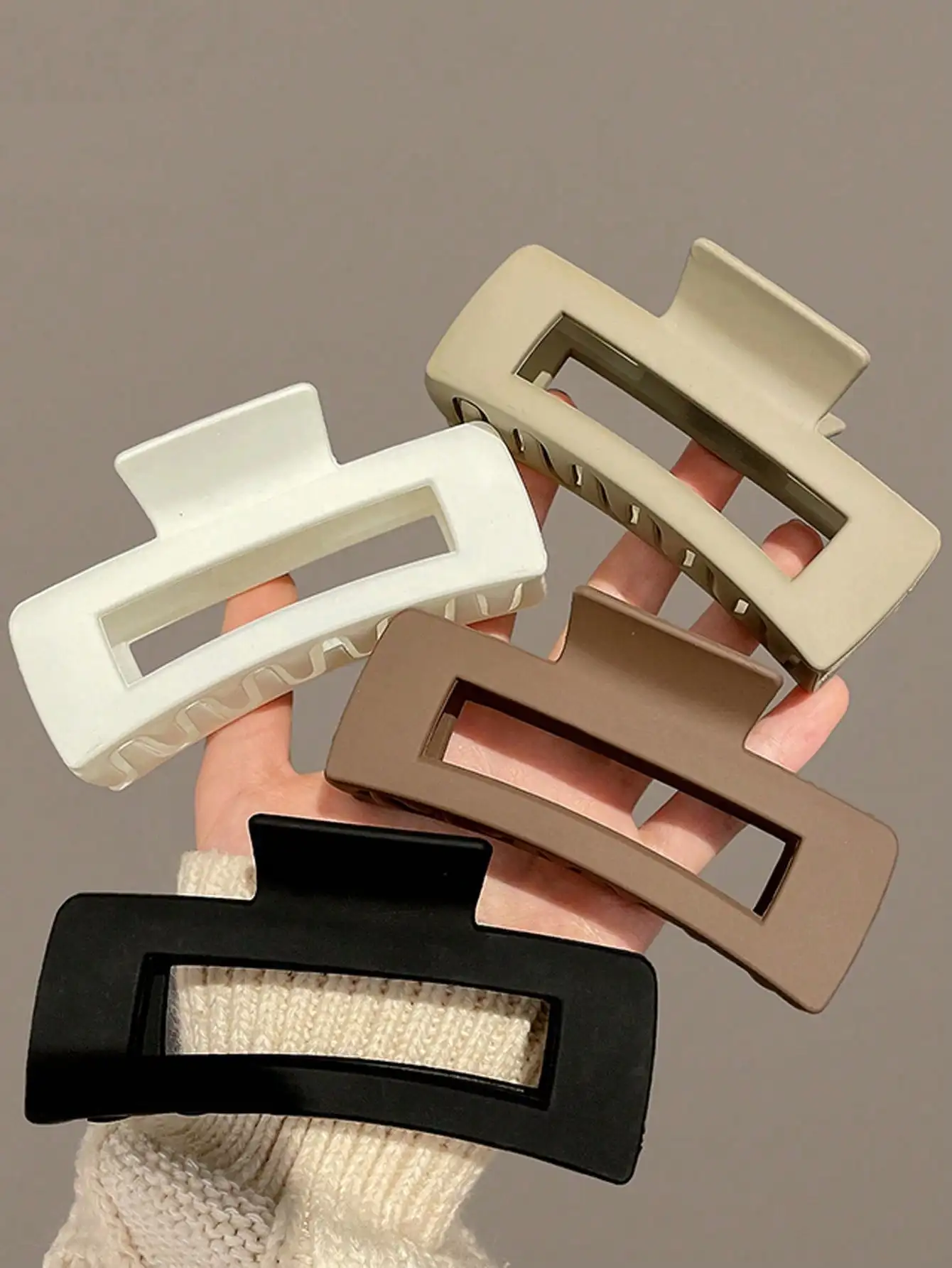 1/4 Pcs Set Minimalist Matte Khaki Large 10.5cm Square Hair Claw Clips, Versatile Elegant Hair Accessories For Women Daily Wear,Travel,Birthday
1/4 Pcs Set Minimalist Matte Khaki Large 10.5cm Square Hair Claw Clips, Versatile Elegant Hair Accessories For Women Daily Wear,Travel,Birthday