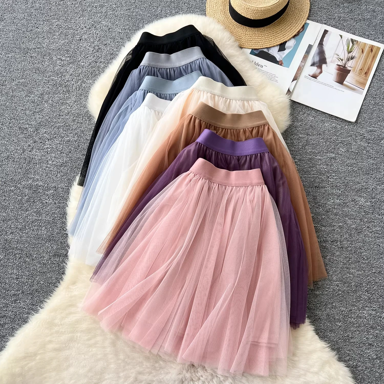 Женская сетчатая юбка Clothland, эластичная талия, яркие цвета, базовая повседневная мини-юбка для женщин, BA425
Женская сетчатая юбка Clothland, эластичная талия, яркие цвета, базовая повседневная мини-юбка для женщин, BA425